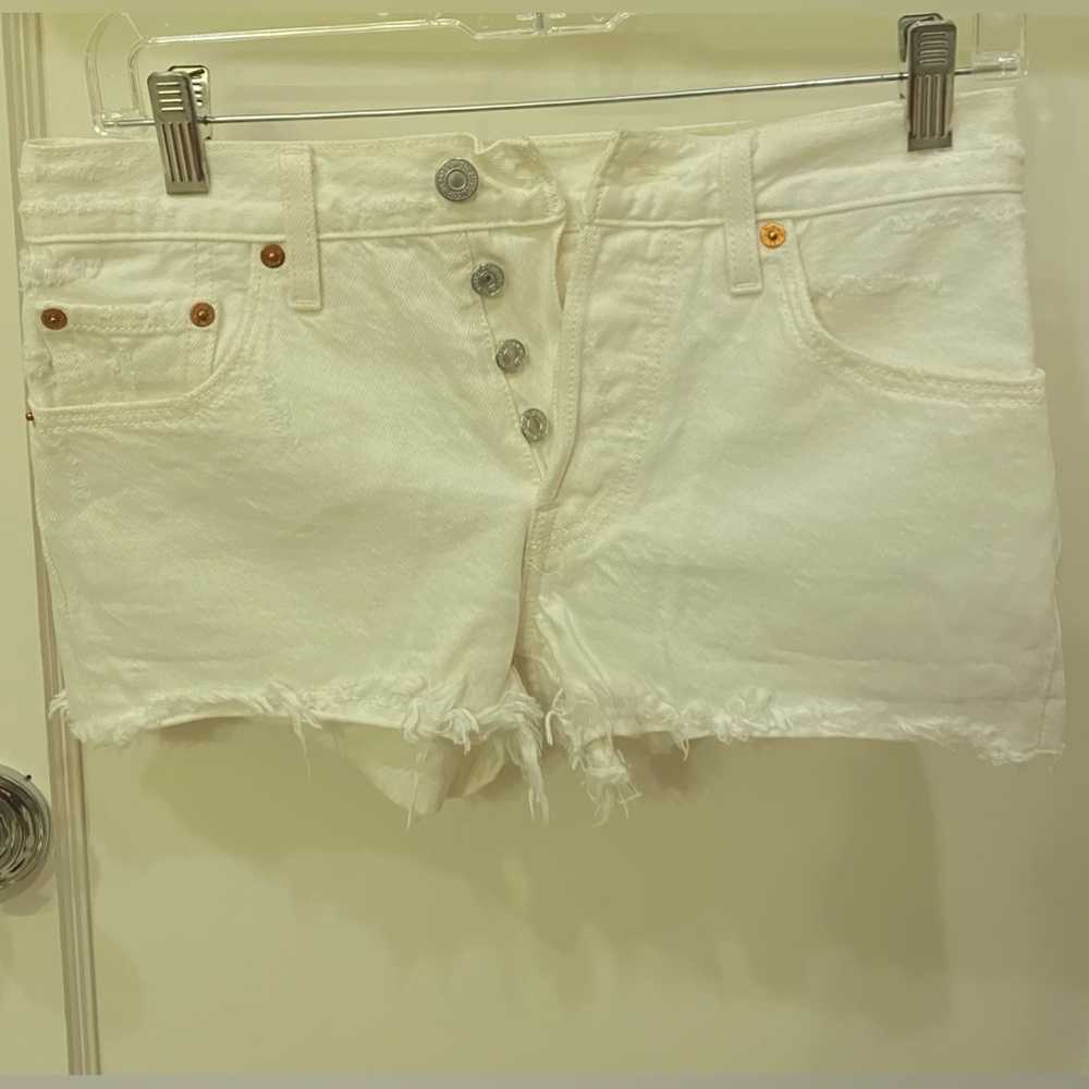 Levi’s white jean shorts